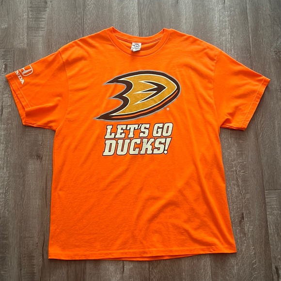 Anaheim Ducks NHL Tee - Picture 1 of 1